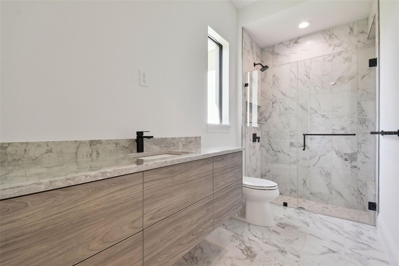 17720 ROYAL EAGLE LN, LUTZ, FL, 33549