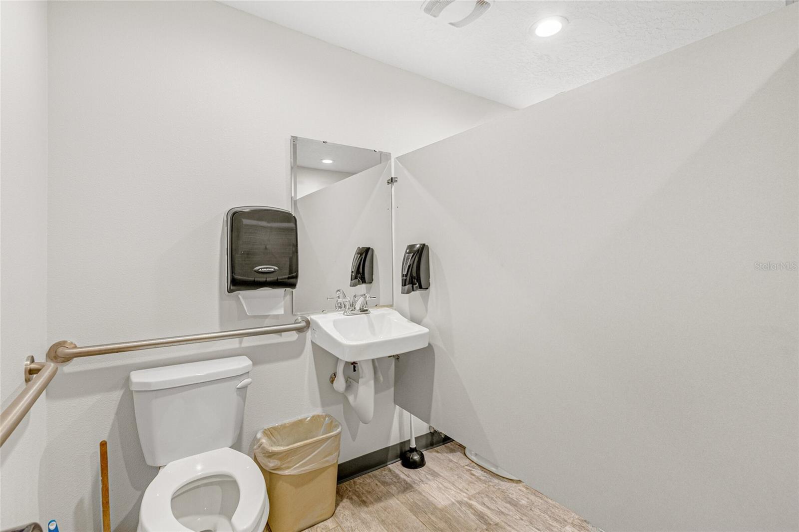 1865 FRIDAY RD, COCOA, FL, 32926
