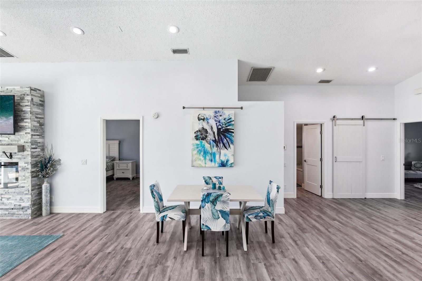 321 BAHIA VISTA DR, INDIAN ROCKS BEACH, FL, 33785