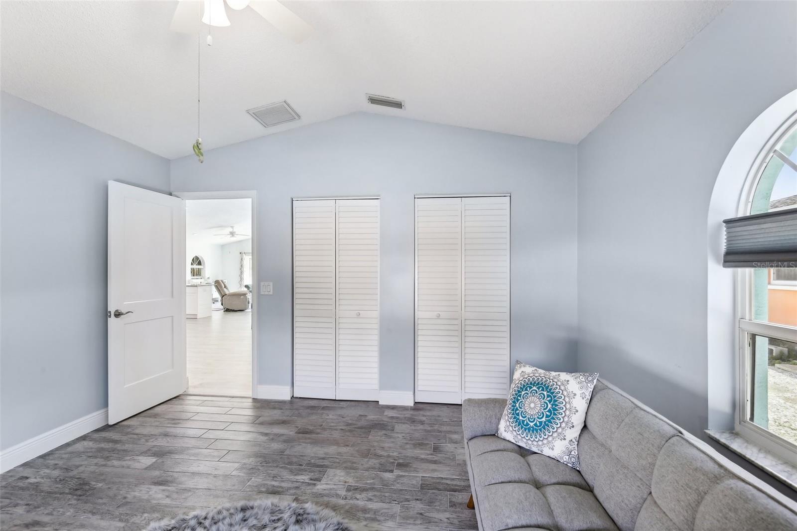 321 BAHIA VISTA DR, INDIAN ROCKS BEACH, FL, 33785