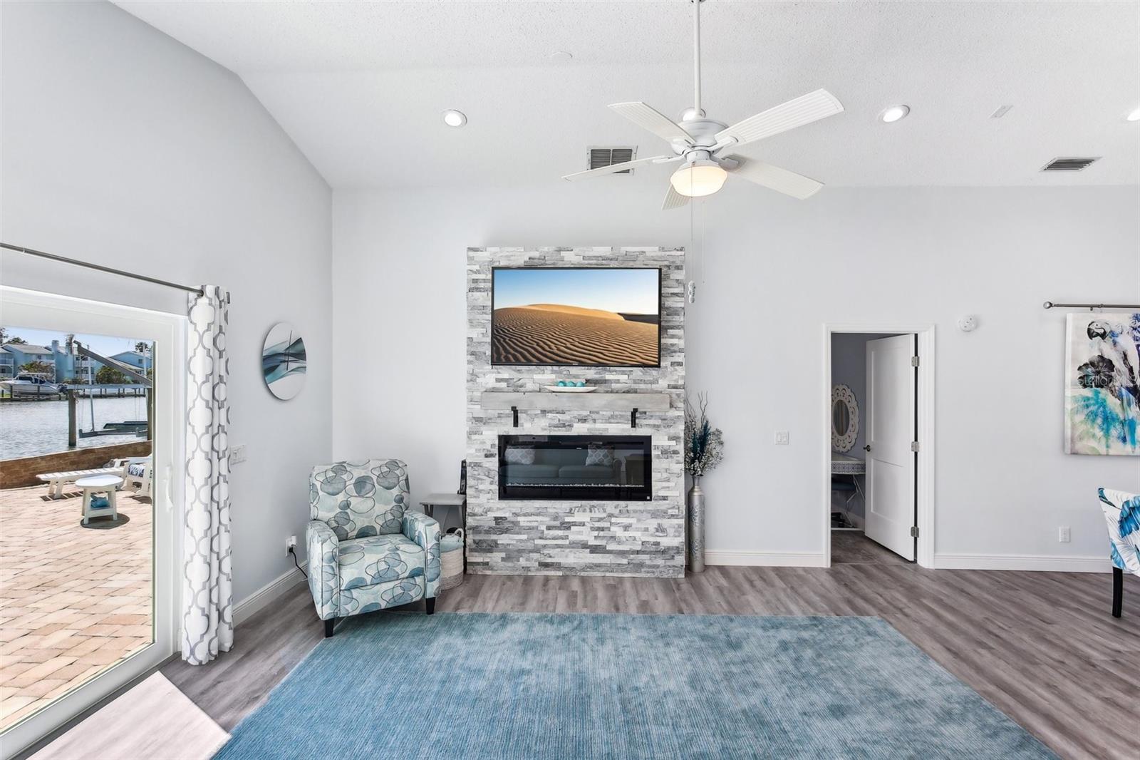 321 BAHIA VISTA DR, INDIAN ROCKS BEACH, FL, 33785