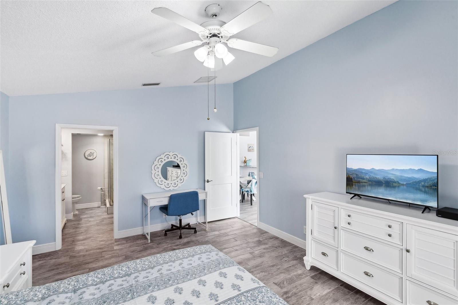 321 BAHIA VISTA DR, INDIAN ROCKS BEACH, FL, 33785