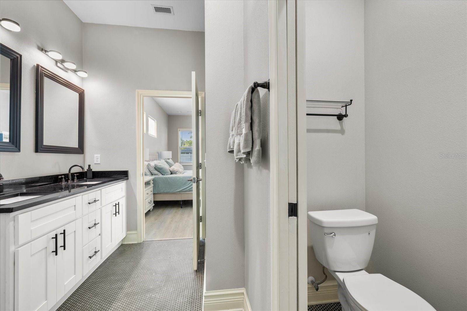 1423 W WOOD ST, TAMPA, FL, 33604