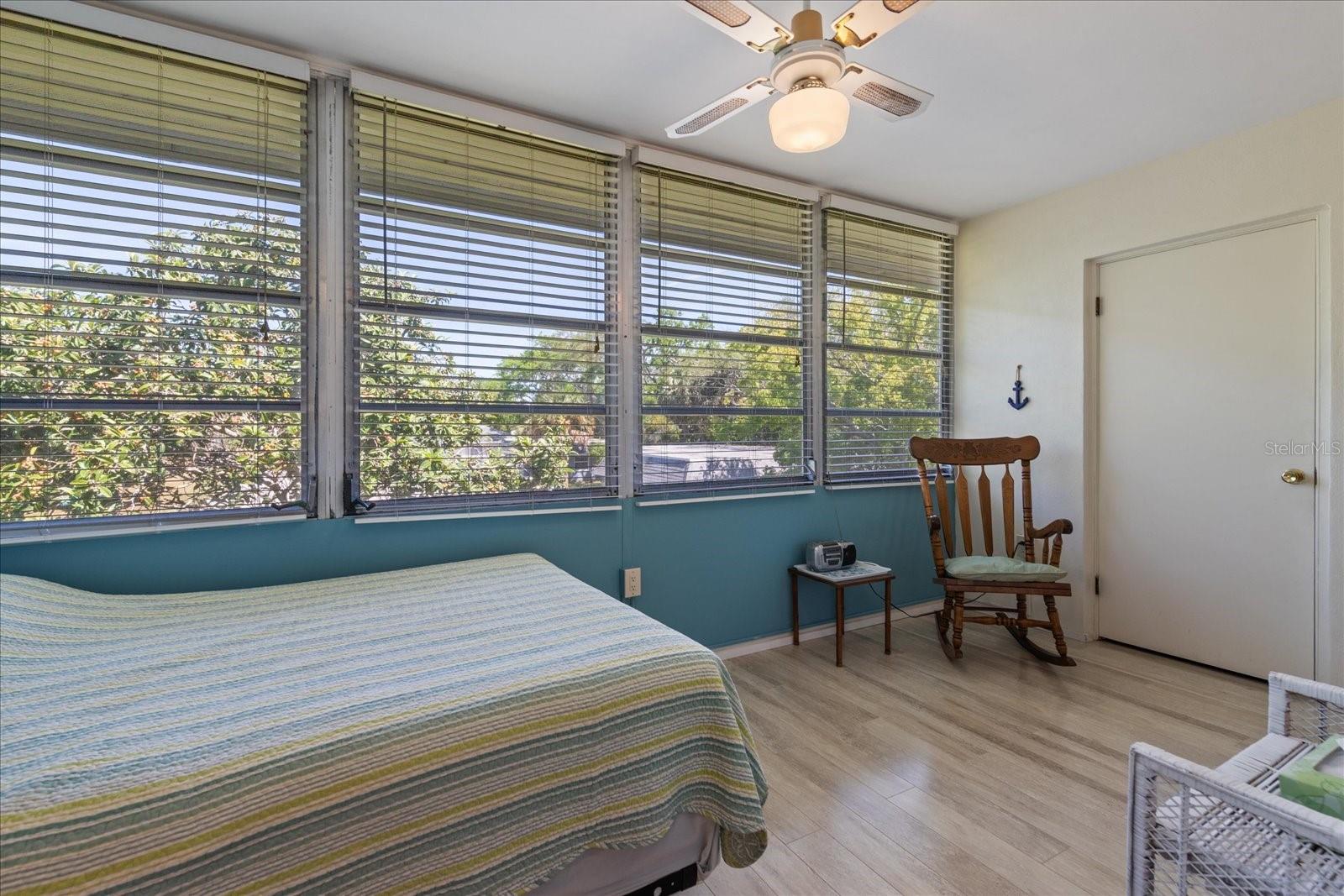 100 GLENNES LN #207, DUNEDIN, FL, 34698