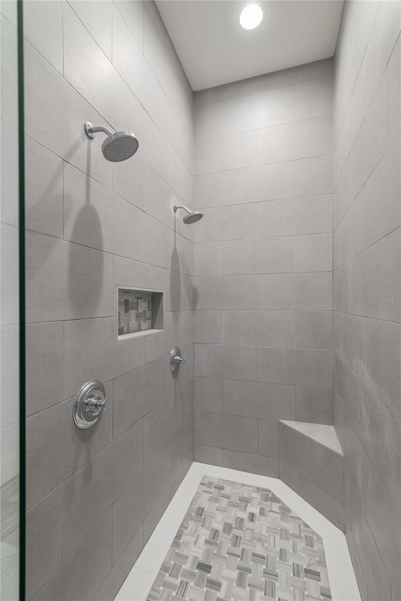 1810 NORTHUMBERLAND AVE, ORLANDO, FL, 32804