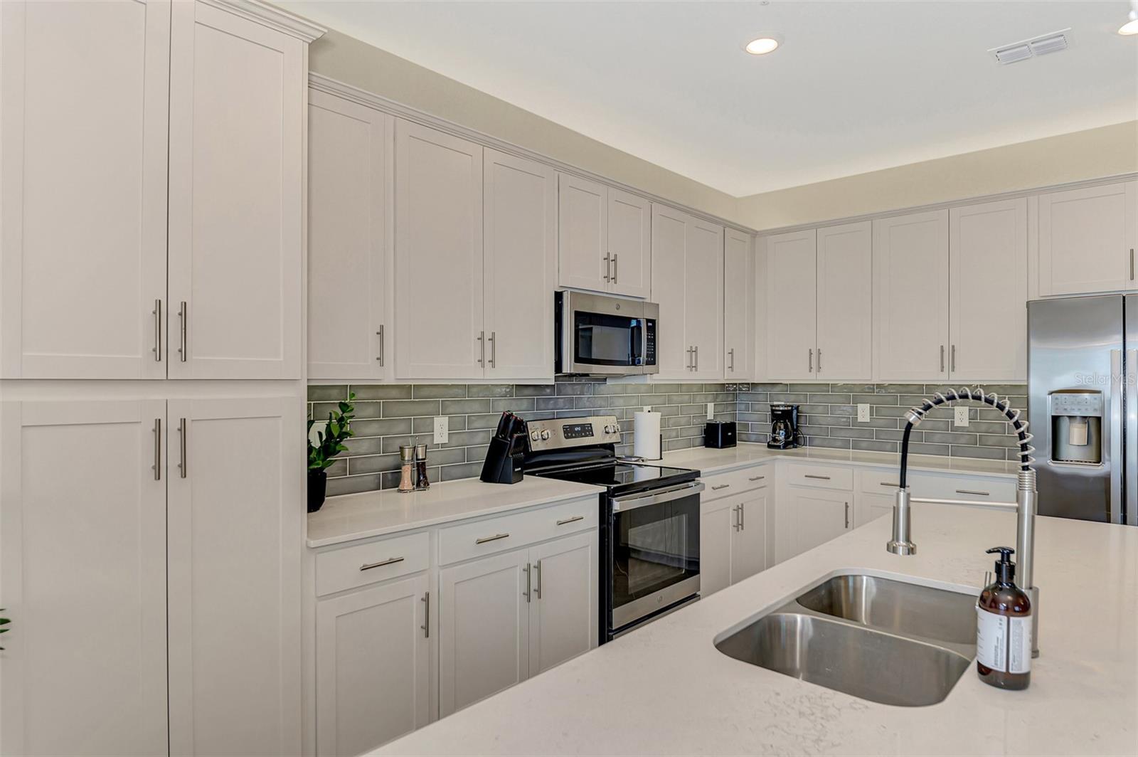 12140 WELLEN GOLF ST #401, VENICE, FL, 34293