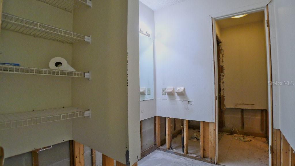 39696 MEADOWOOD LOOP, ZEPHYRHILLS, FL, 33542