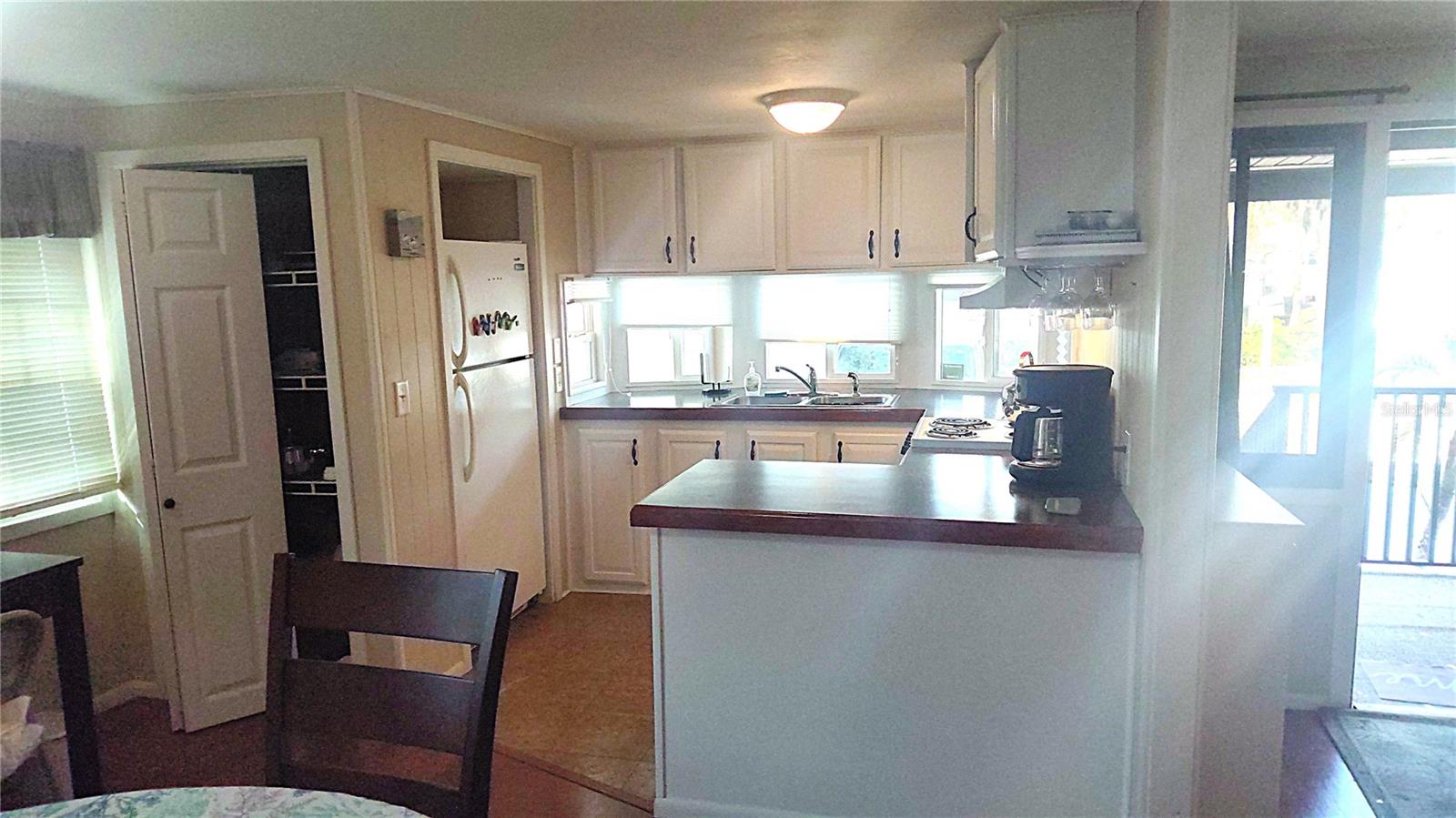 3300 26TH AVE E #196, BRADENTON, FL, 34208