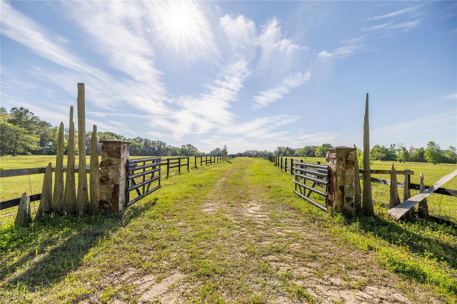 2390 NE 212 CT, WILLISTON, FL, 32696