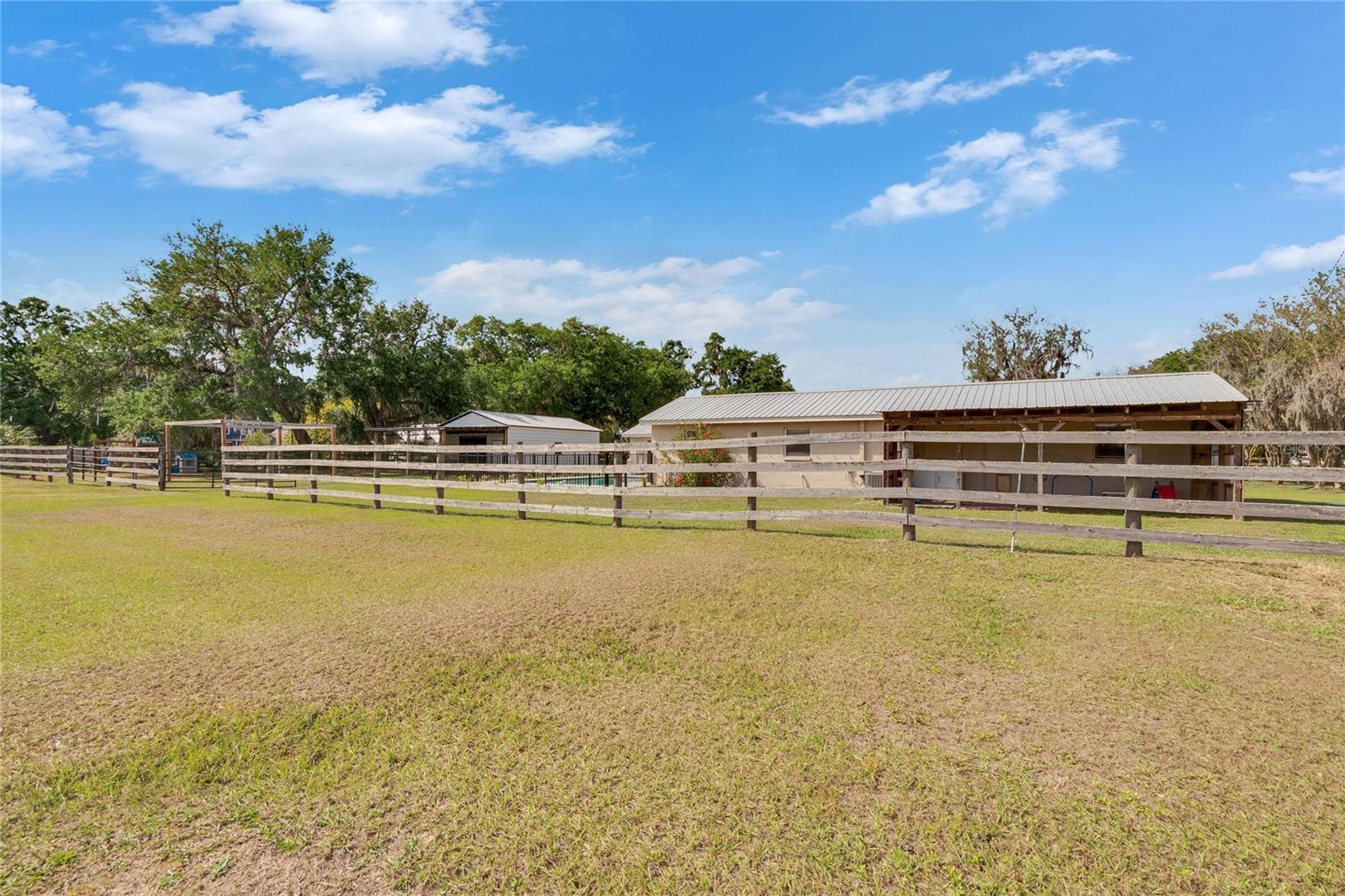 5112 ARMOR RD, PLANT CITY, FL, 33567