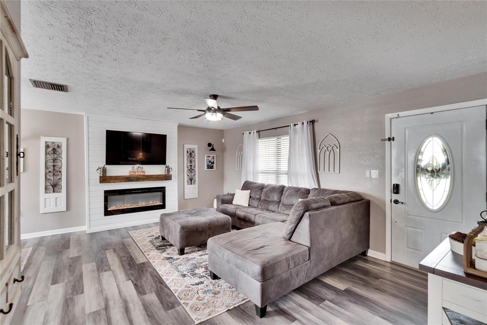 5112 ARMOR RD, PLANT CITY, FL, 33567