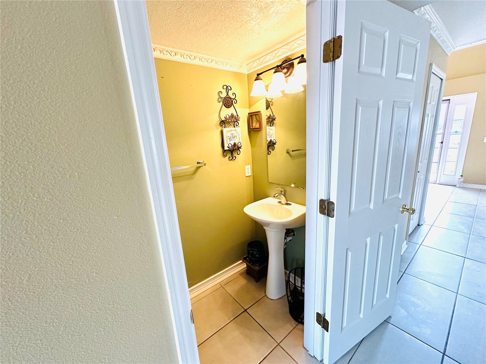 393 FISH HAWK DR, WINTER HAVEN, FL, 33884