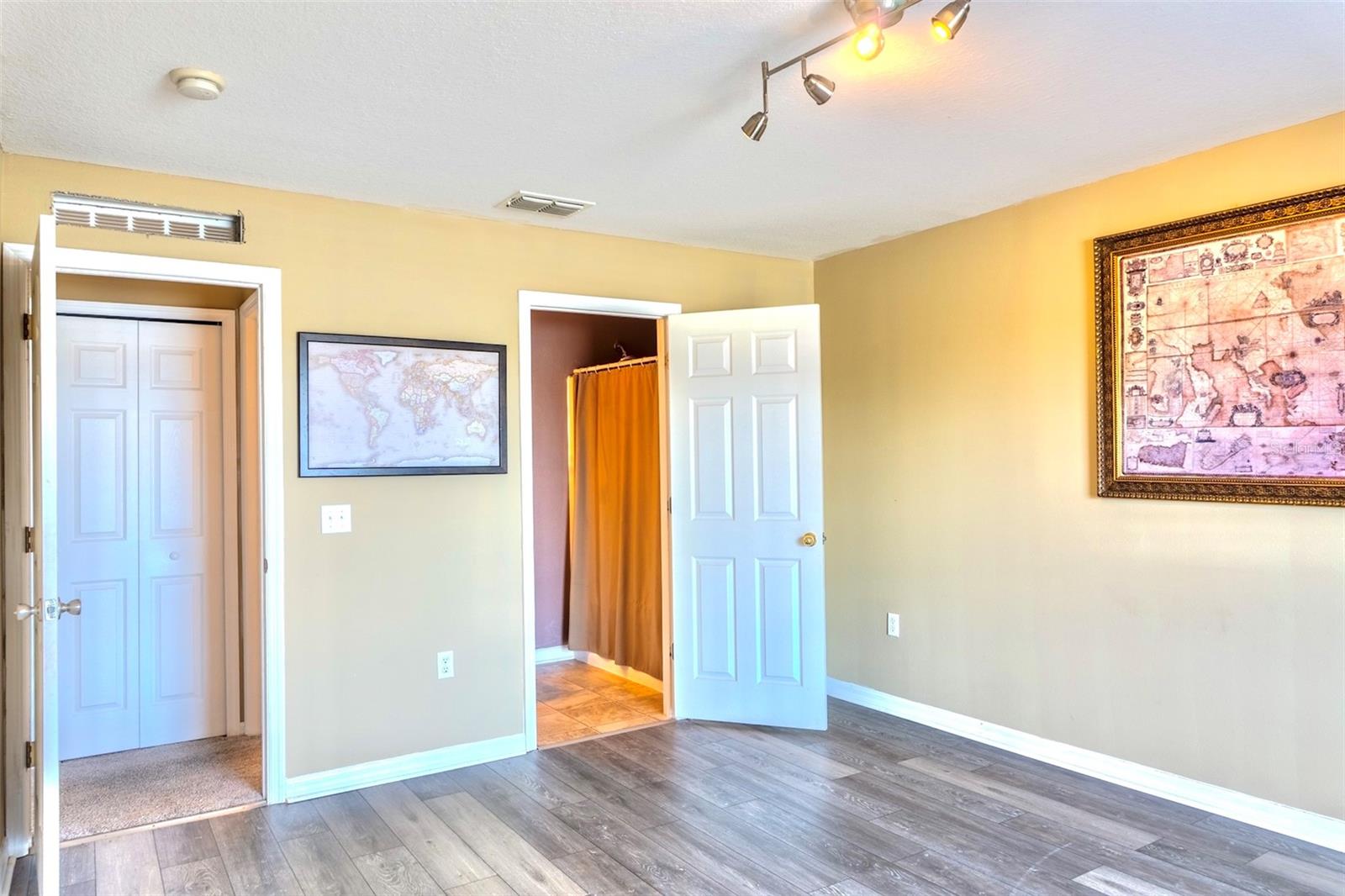 393 FISH HAWK DR, WINTER HAVEN, FL, 33884