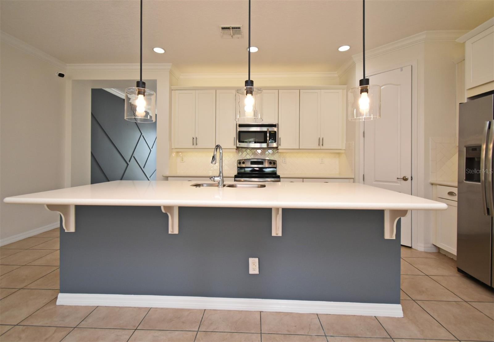 588 MERRY BROOK CIR, SANFORD, FL, 32771