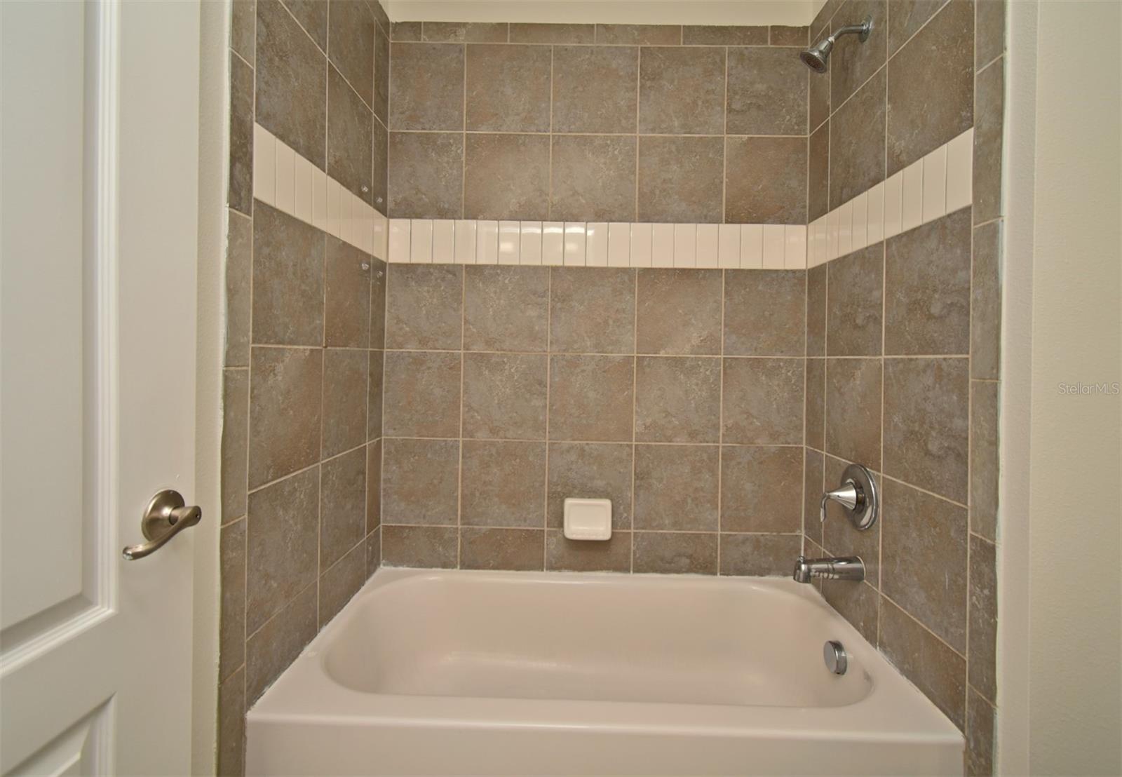 588 MERRY BROOK CIR, SANFORD, FL, 32771
