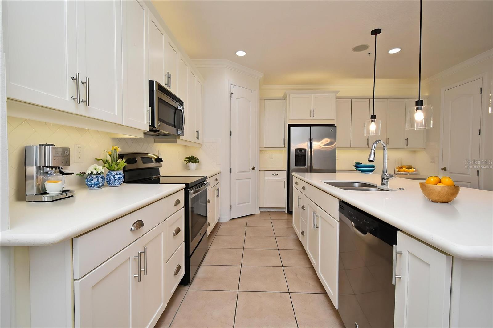 588 MERRY BROOK CIR, SANFORD, FL, 32771