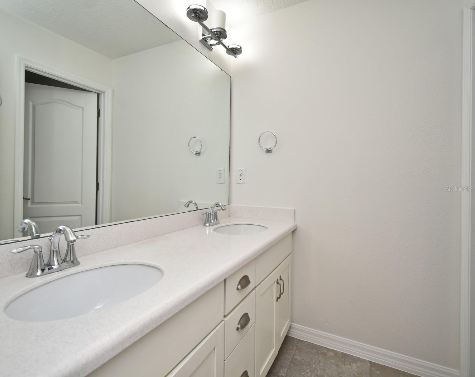 588 MERRY BROOK CIR, SANFORD, FL, 32771