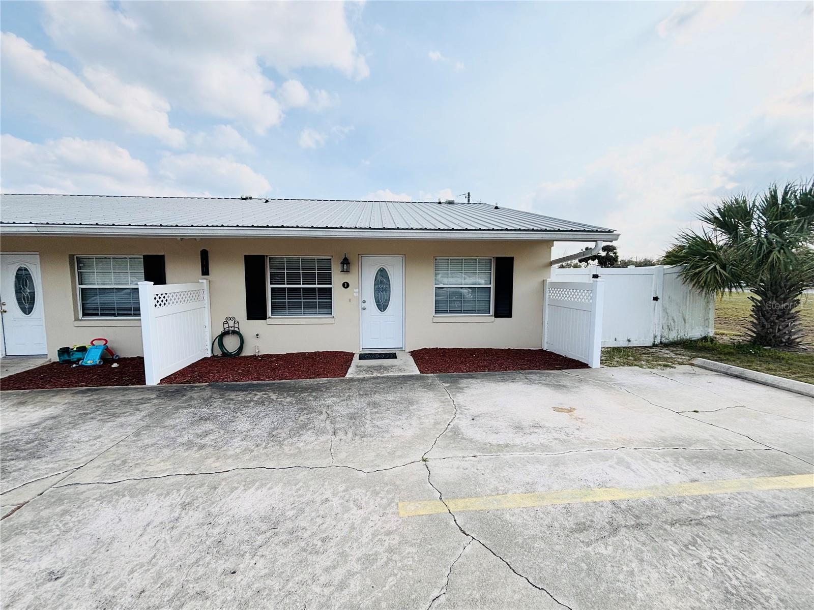 111 HUMMINGBIRD ST, DELTONA, FL, 32725