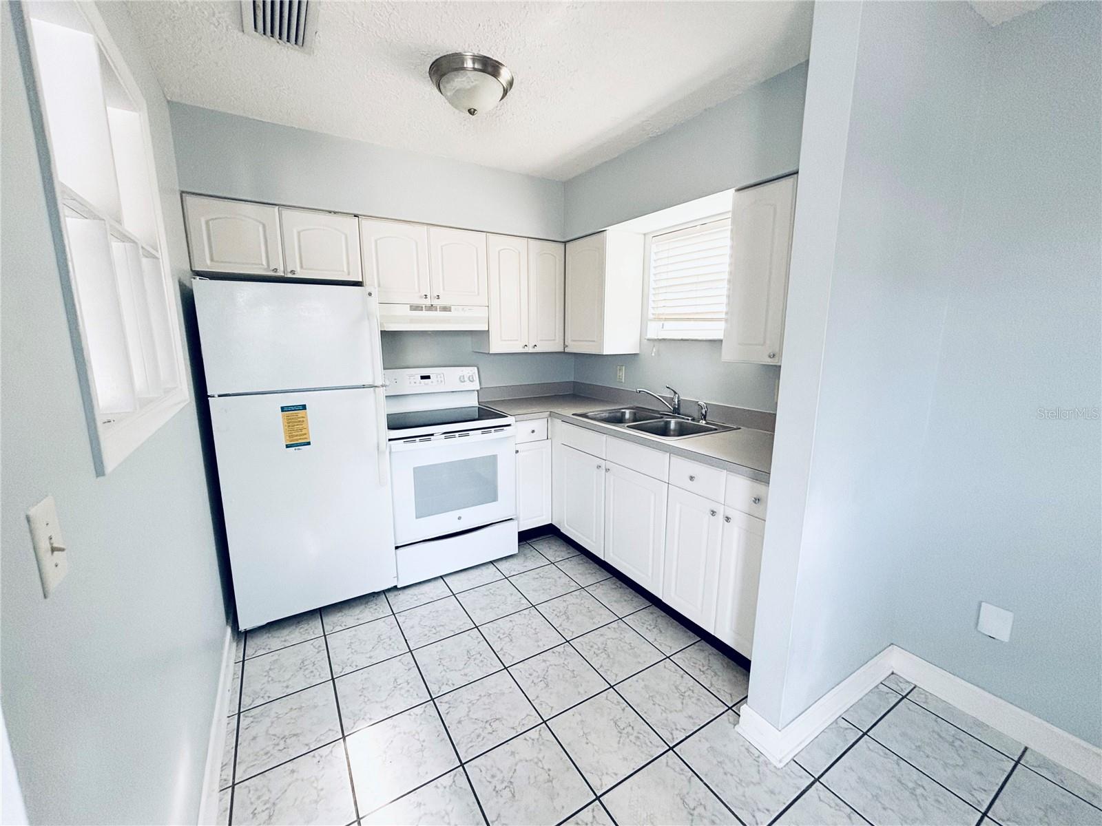 111 HUMMINGBIRD ST, DELTONA, FL, 32725