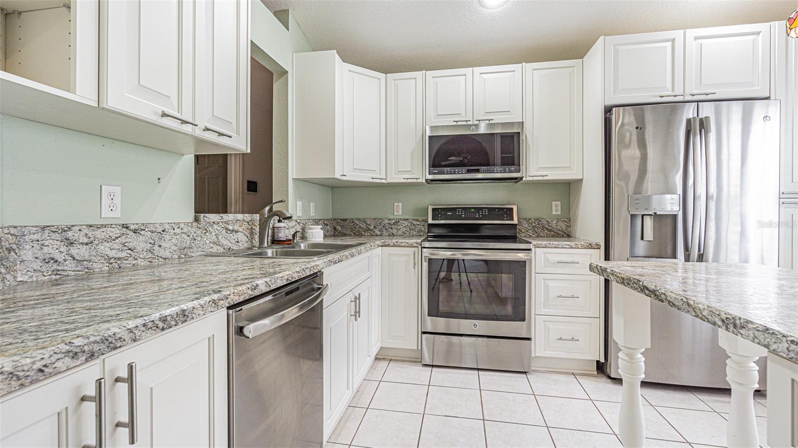 34833 DOUBLE EAGLE CT, ZEPHYRHILLS, FL, 33541