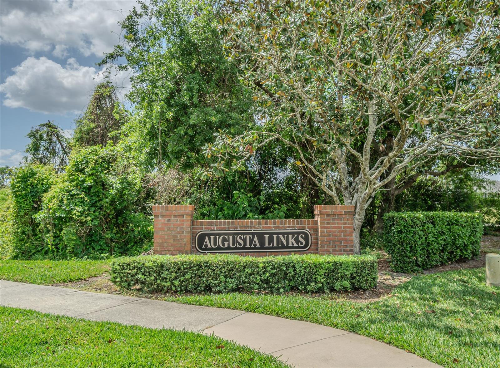 34833 DOUBLE EAGLE CT, ZEPHYRHILLS, FL, 33541