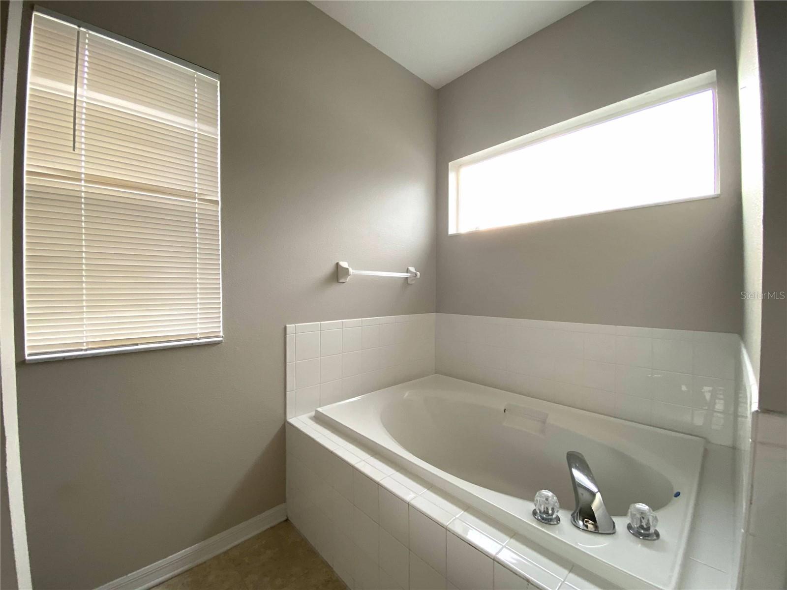 13227 CHERRY BARK CIR, RIVERVIEW, FL, 33579