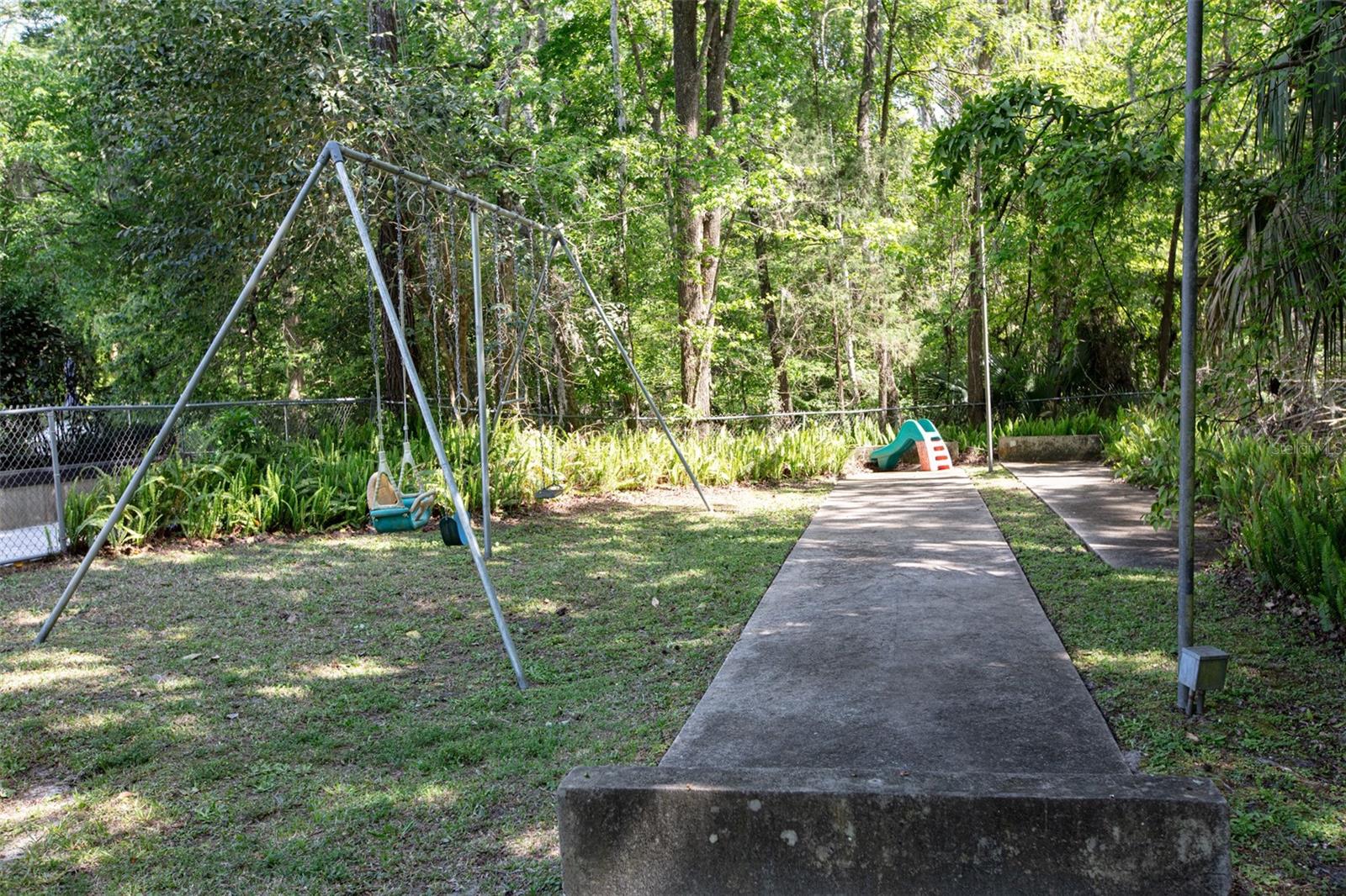 1719 NW 23RD AVE #1B, GAINESVILLE, FL, 32605