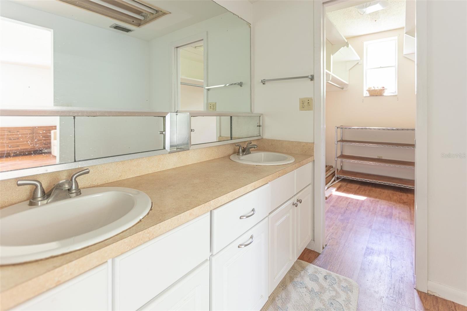 1719 NW 23RD AVE #1B, GAINESVILLE, FL, 32605