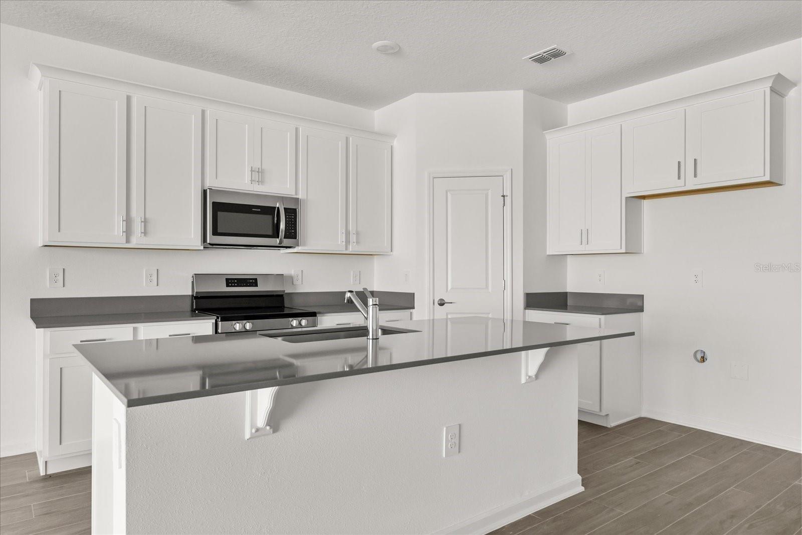 2581 RUNNERS CIR, CLERMONT, FL, 34714