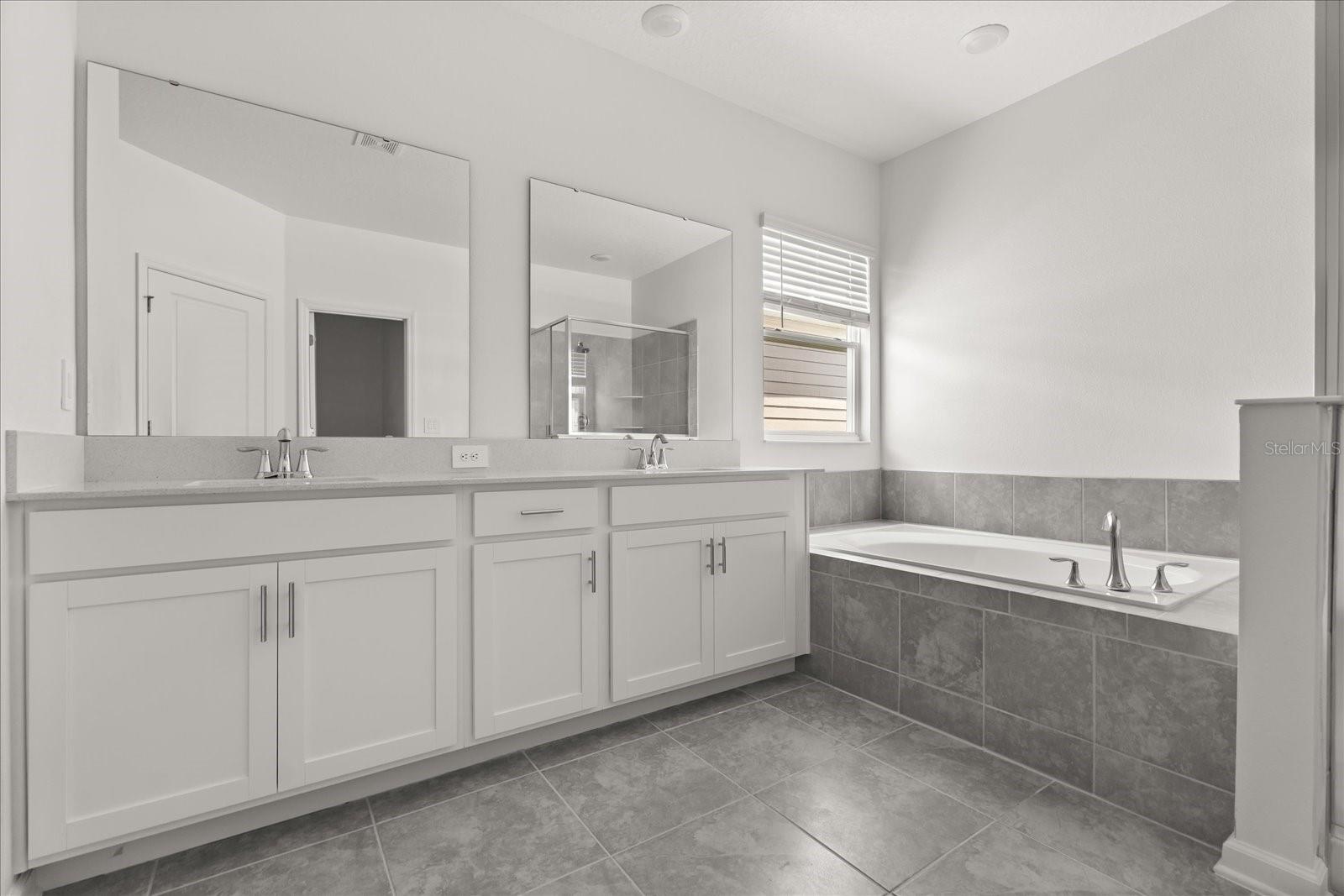 2581 RUNNERS CIR, CLERMONT, FL, 34714