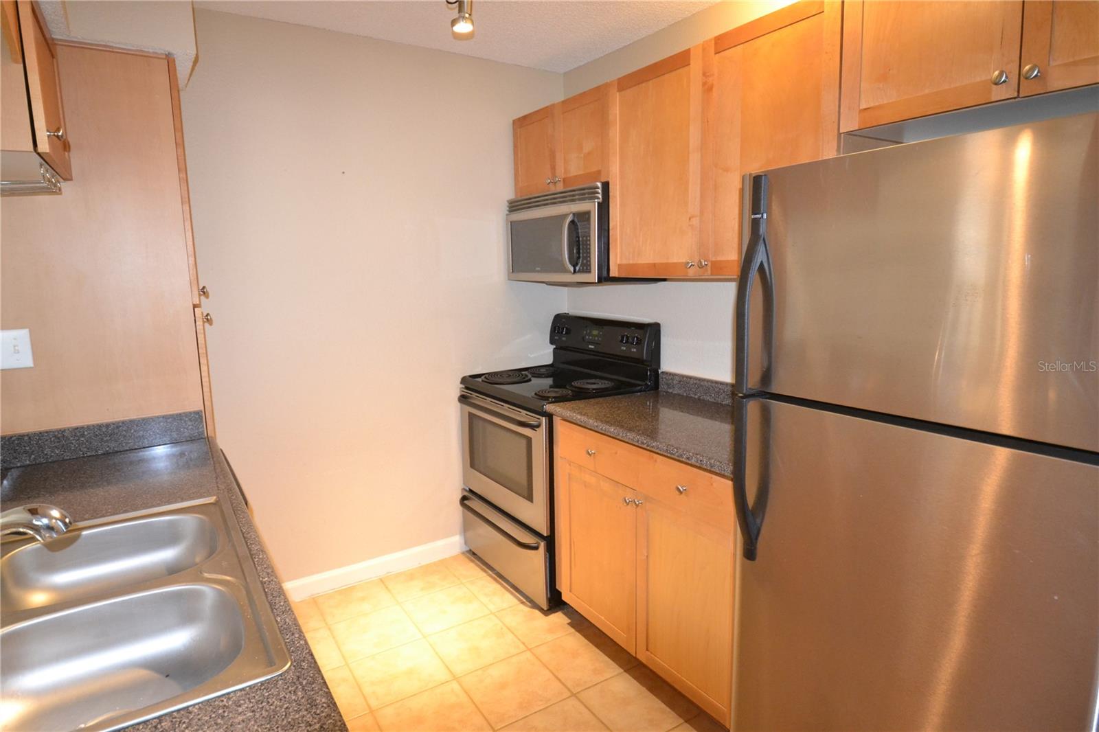 FOUNTAINS AT COUNTRYSIDE CONDO, CLEARWATER, FL, 33761