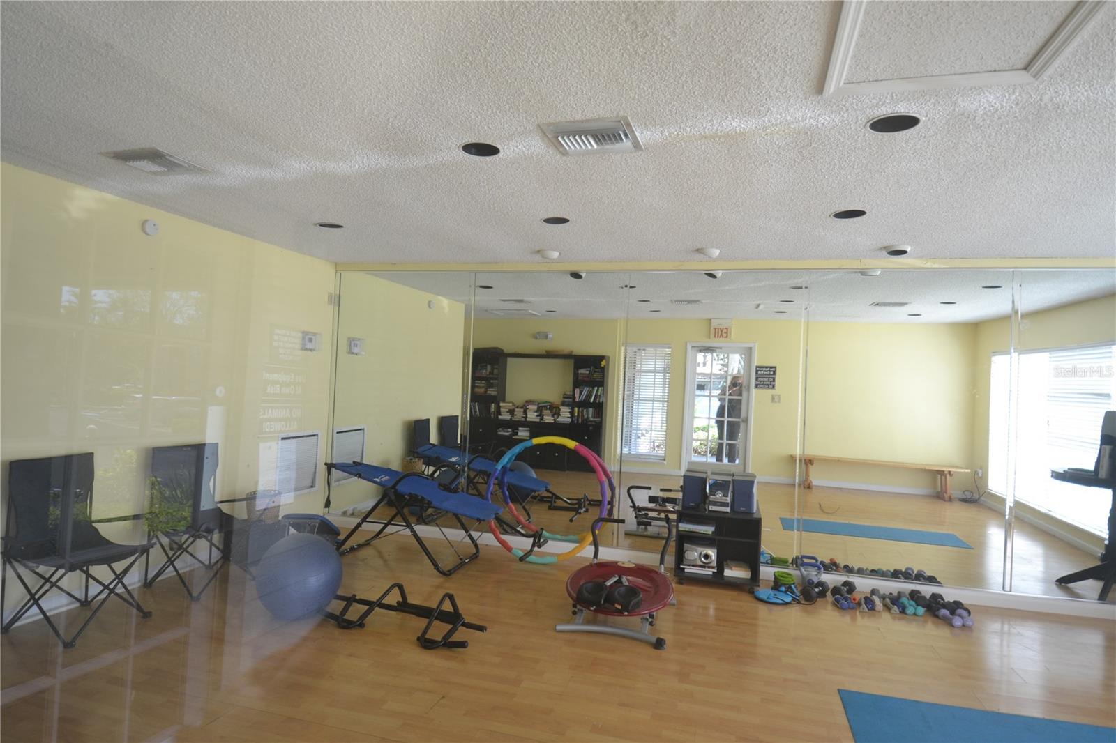 FOUNTAINS AT COUNTRYSIDE CONDO, CLEARWATER, FL, 33761