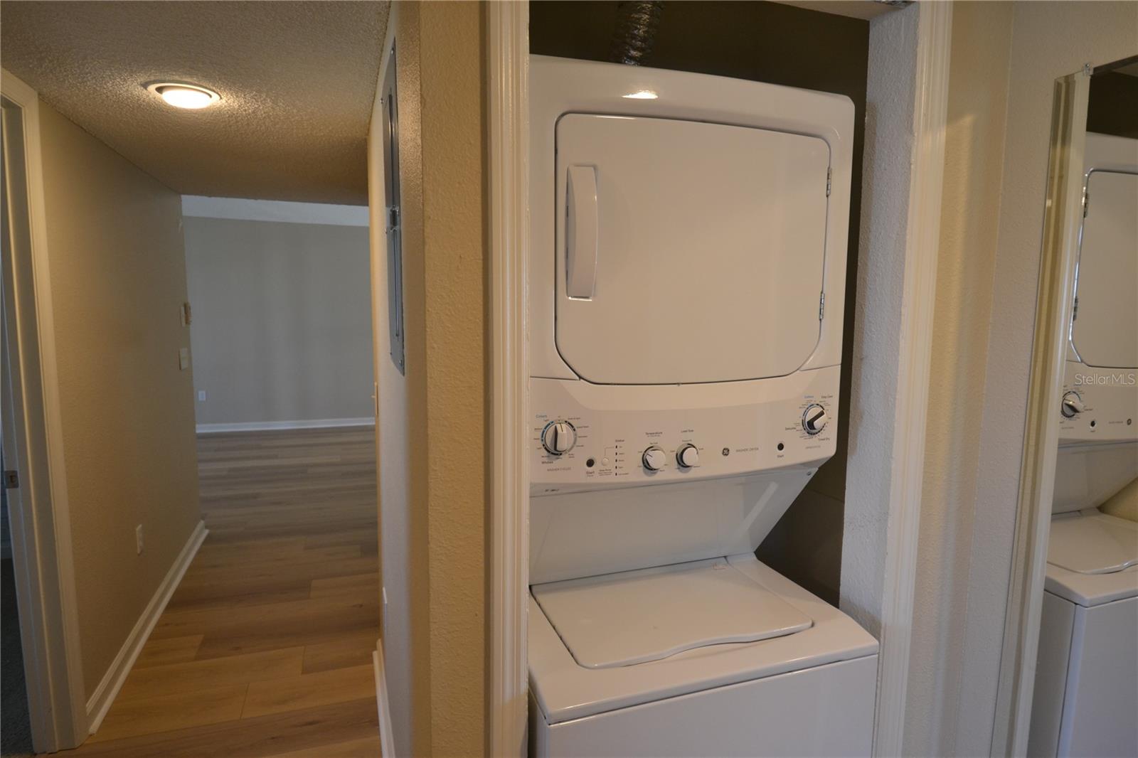 FOUNTAINS AT COUNTRYSIDE CONDO, CLEARWATER, FL, 33761