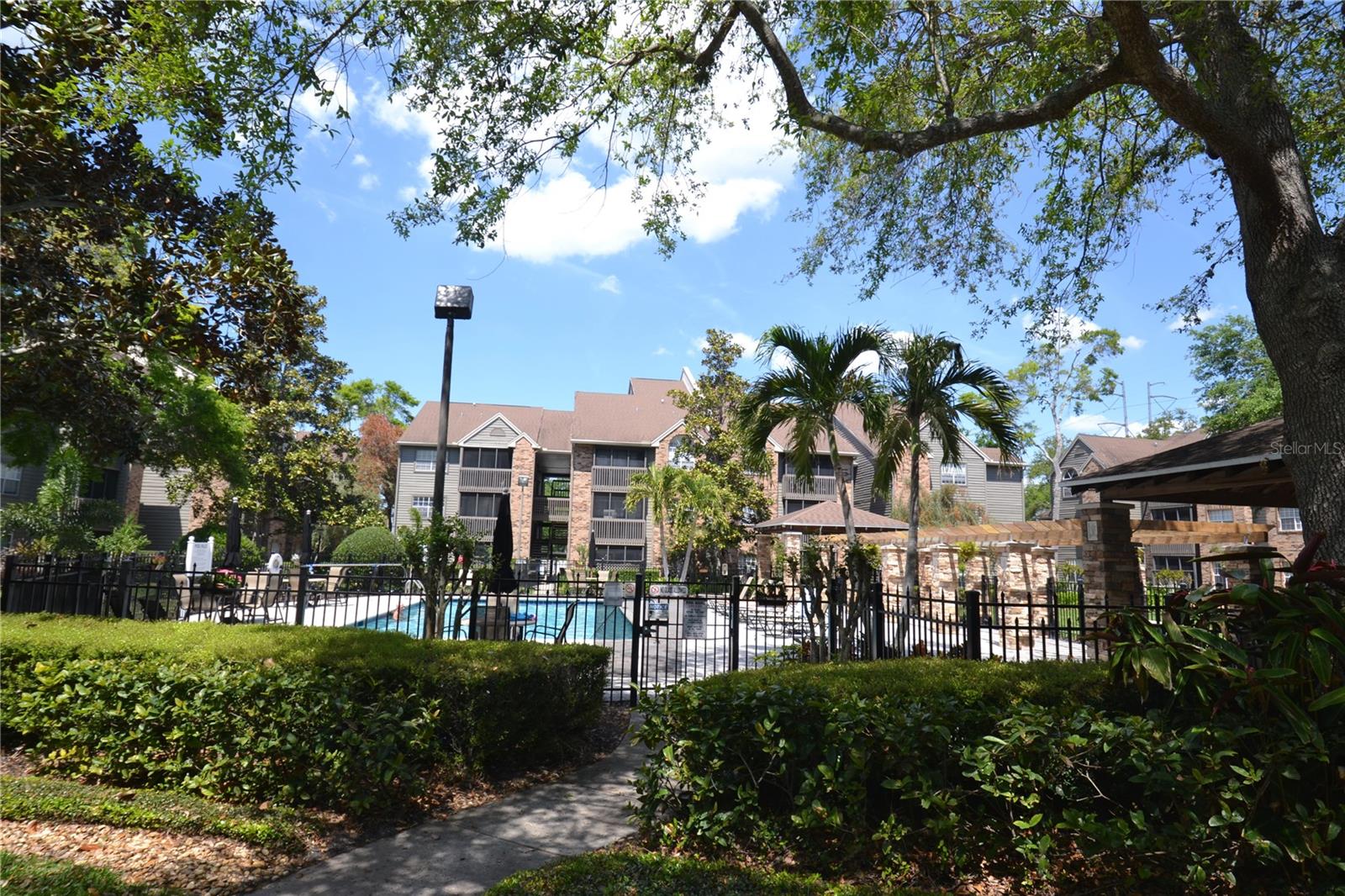 FOUNTAINS AT COUNTRYSIDE CONDO, CLEARWATER, FL, 33761