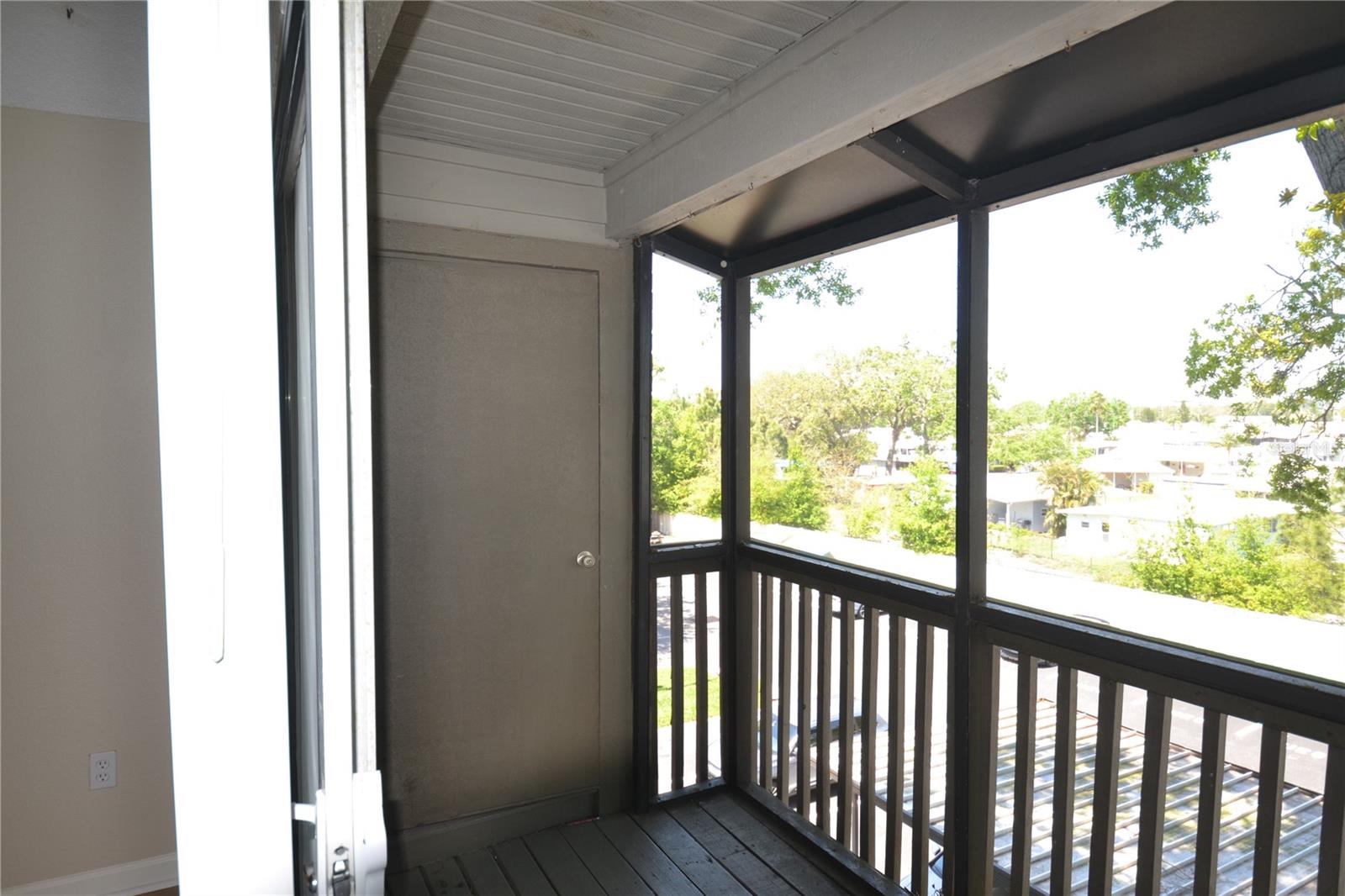 FOUNTAINS AT COUNTRYSIDE CONDO, CLEARWATER, FL, 33761