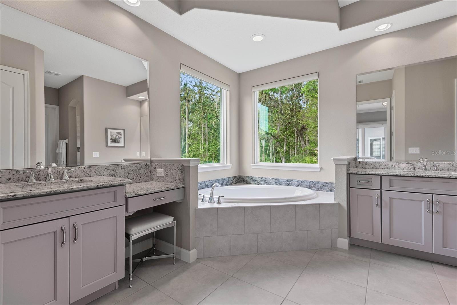 56 NEW WATER OAK DR, PALM COAST, FL, 32137