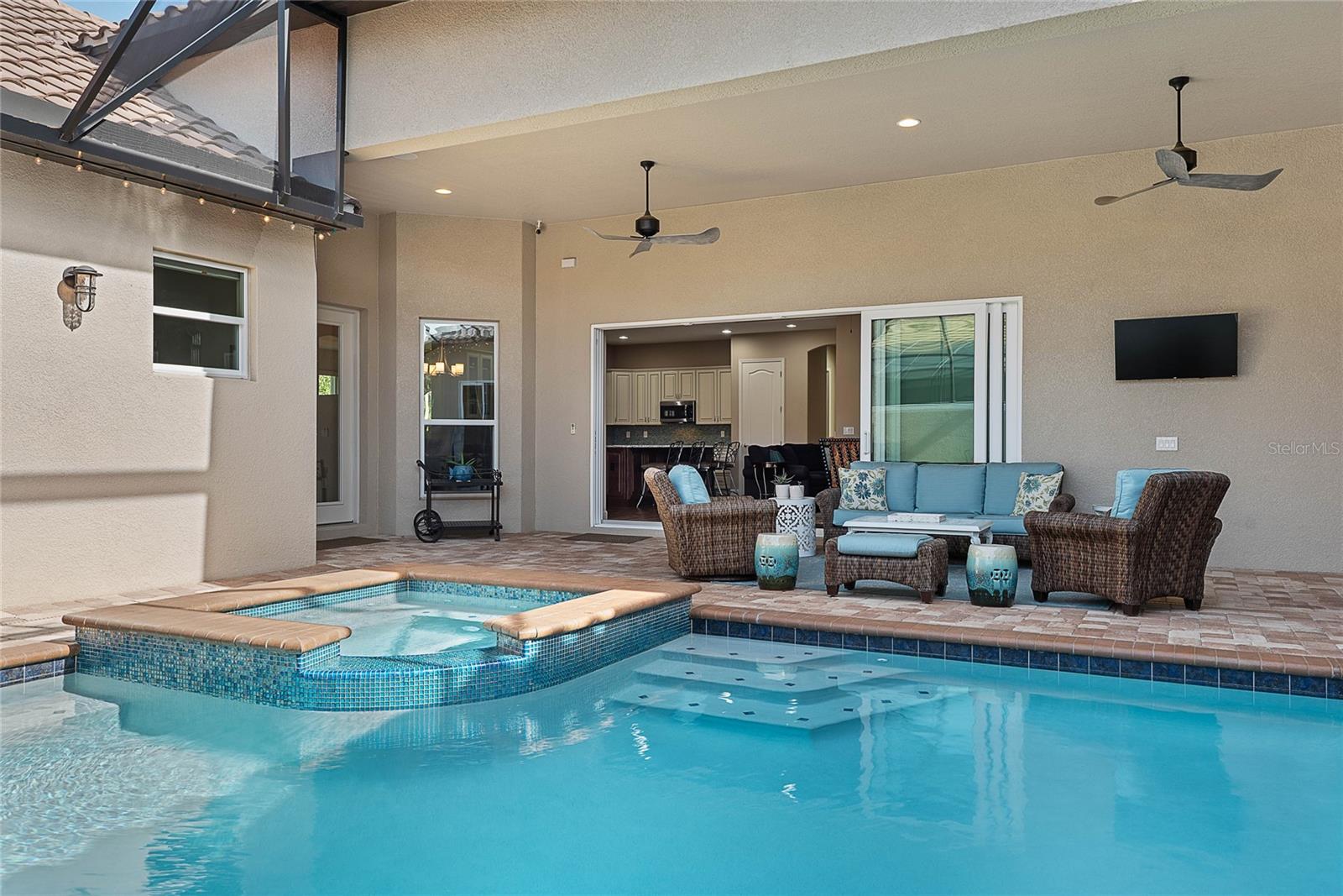 56 NEW WATER OAK DR, PALM COAST, FL, 32137