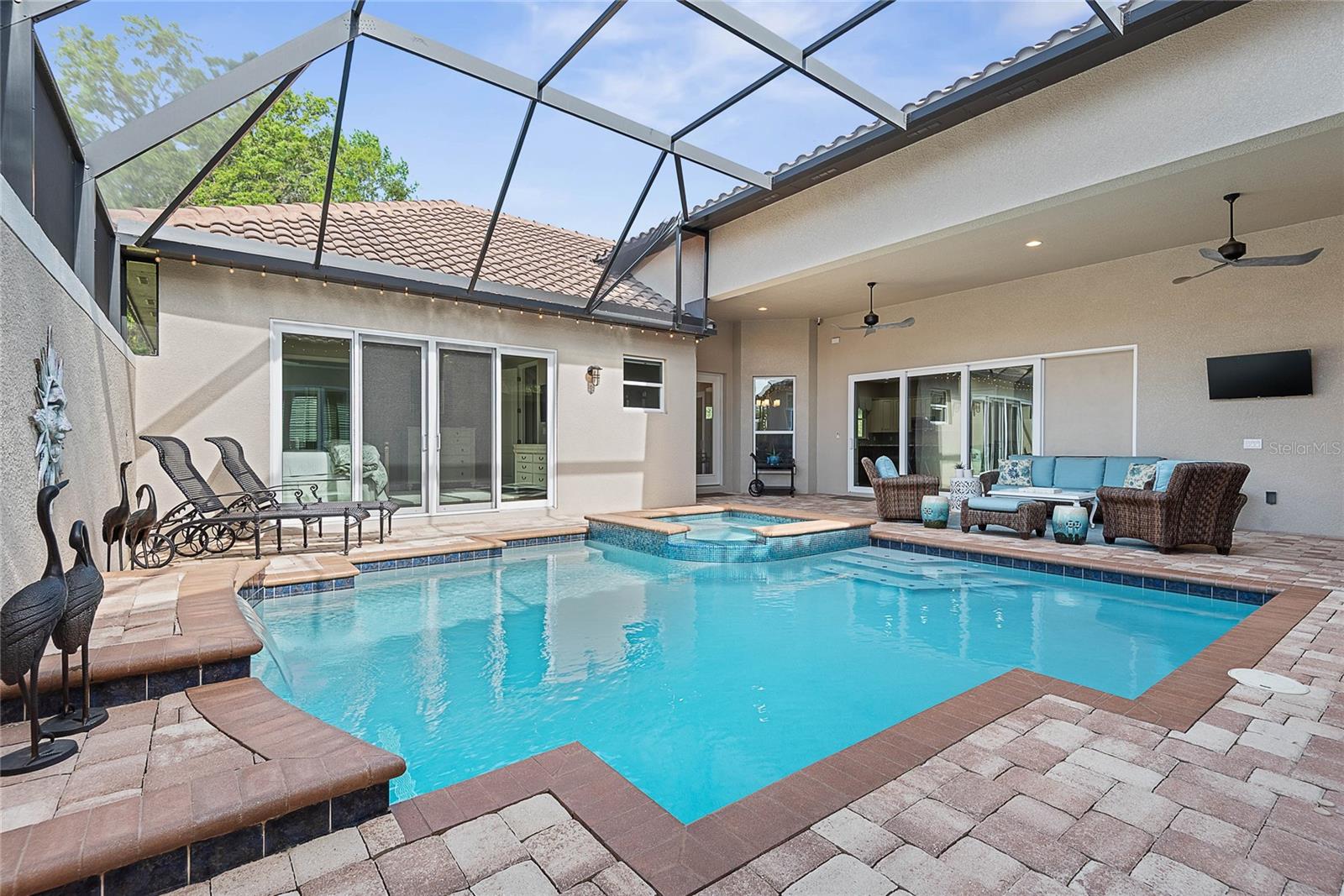 56 NEW WATER OAK DR, PALM COAST, FL, 32137