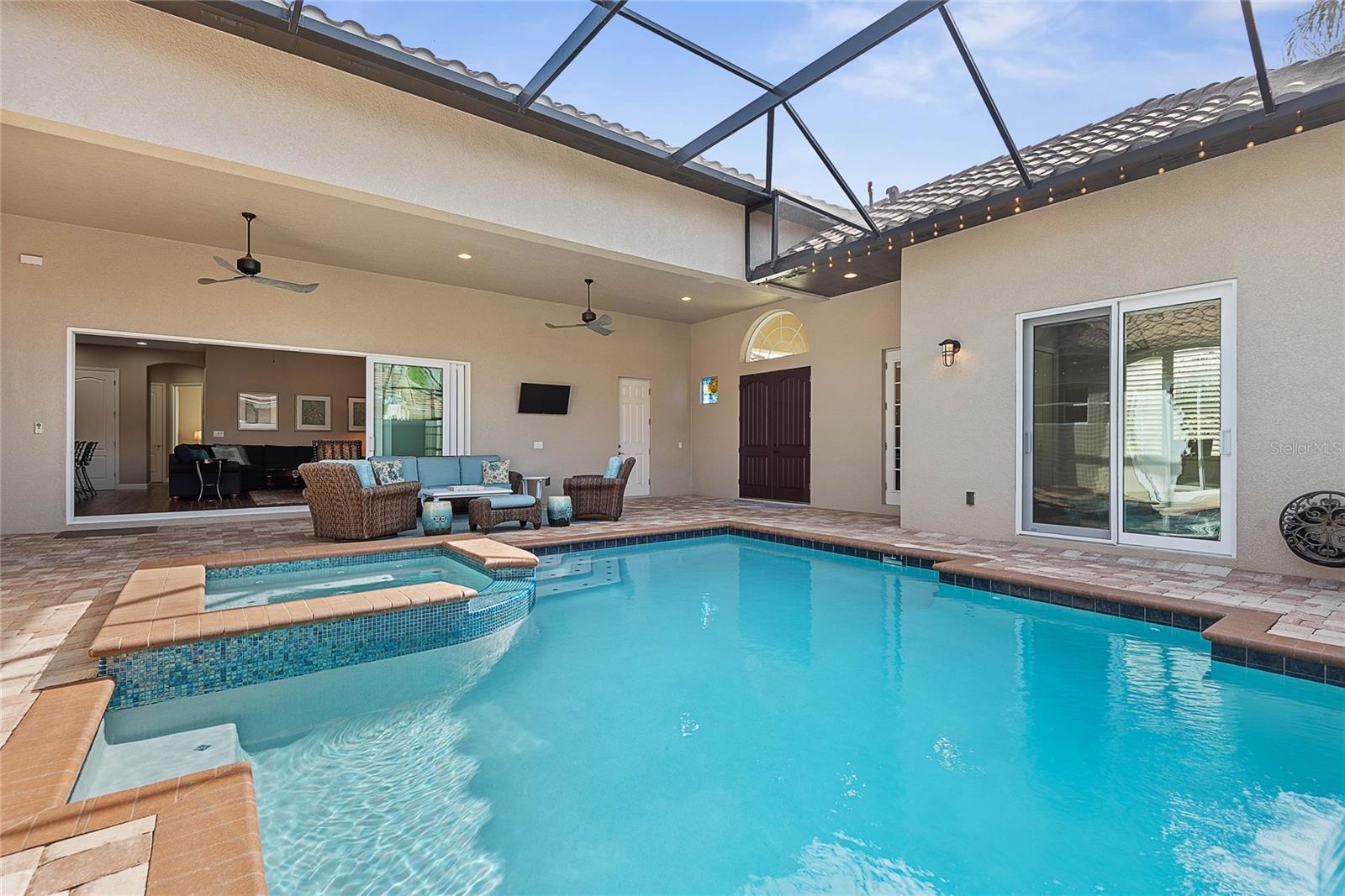 56 NEW WATER OAK DR, PALM COAST, FL, 32137