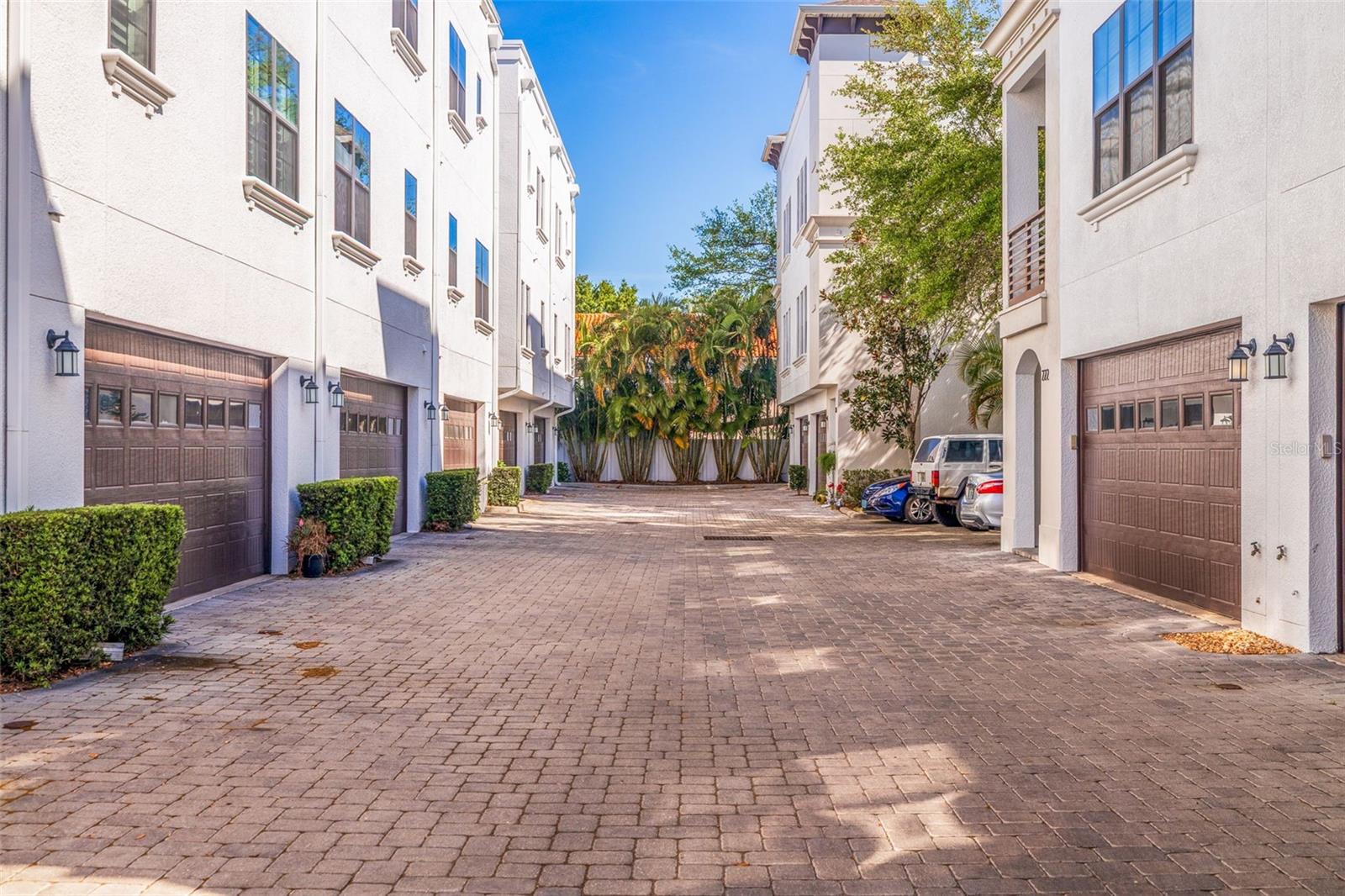 216 S AUDUBON AVE, TAMPA, FL, 33609