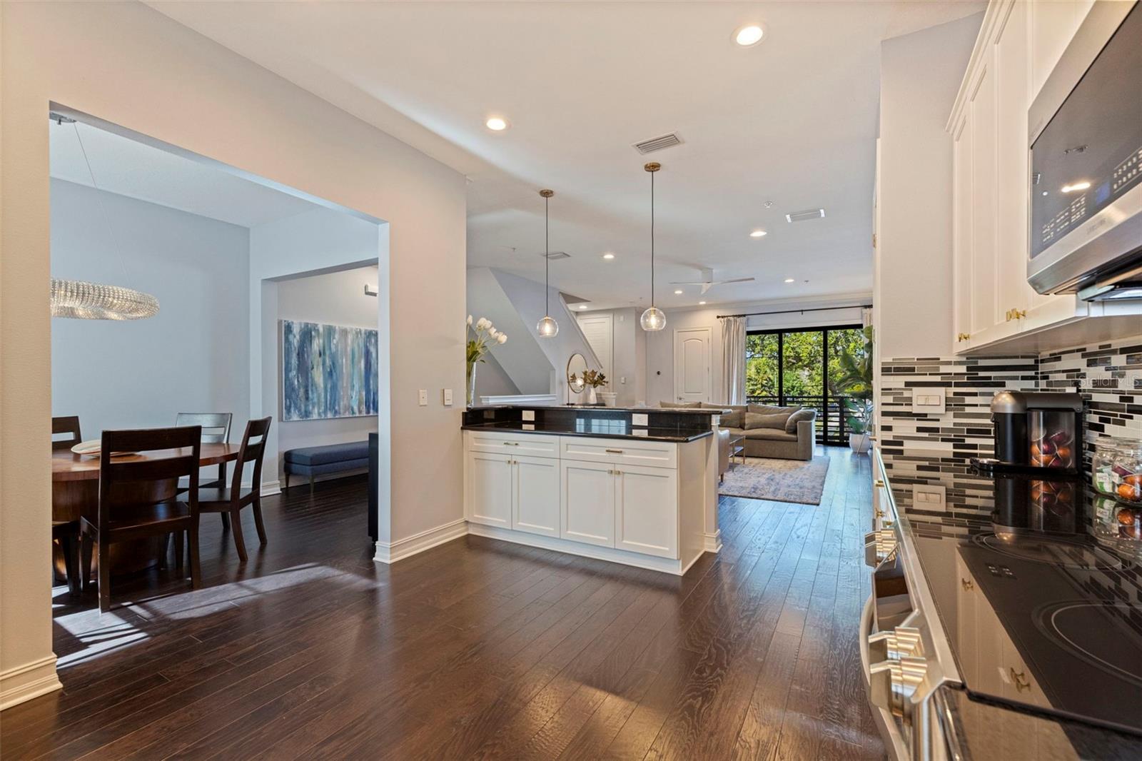 216 S AUDUBON AVE, TAMPA, FL, 33609