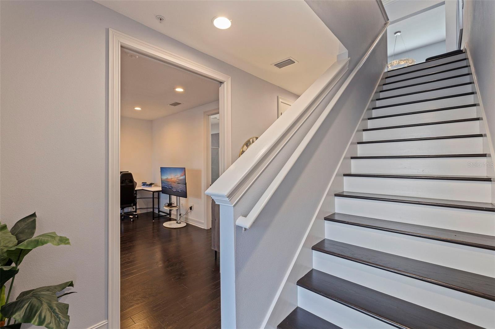 216 S AUDUBON AVE, TAMPA, FL, 33609