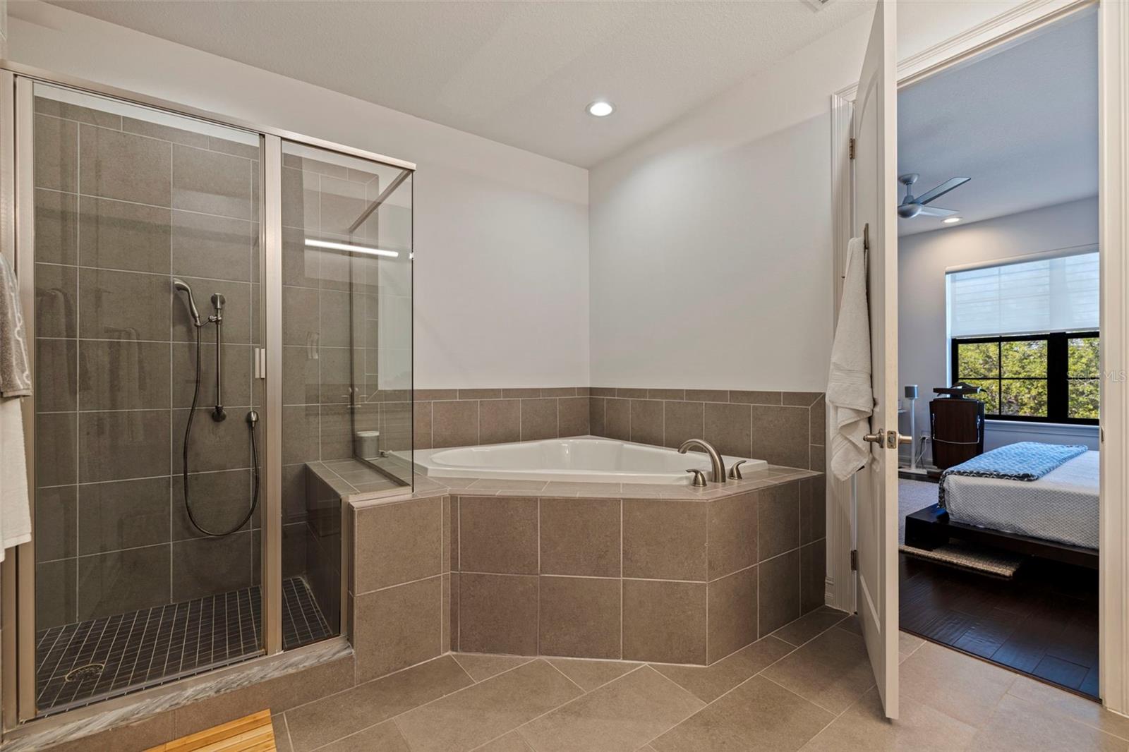 216 S AUDUBON AVE, TAMPA, FL, 33609