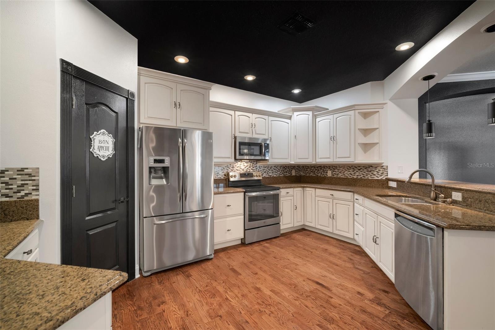 30224 LETTINGWELL CIR, WESLEY CHAPEL, FL, 33543