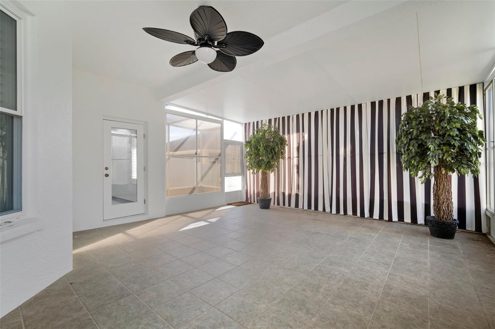 30224 LETTINGWELL CIR, WESLEY CHAPEL, FL, 33543