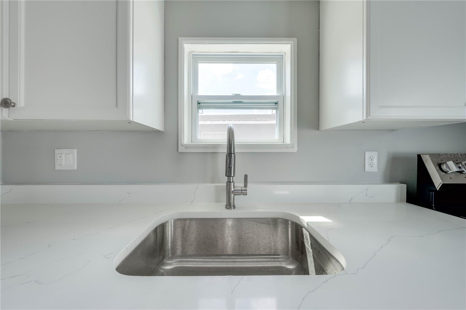 1114 VIRGINIA AVE, ST CLOUD, FL, 34769