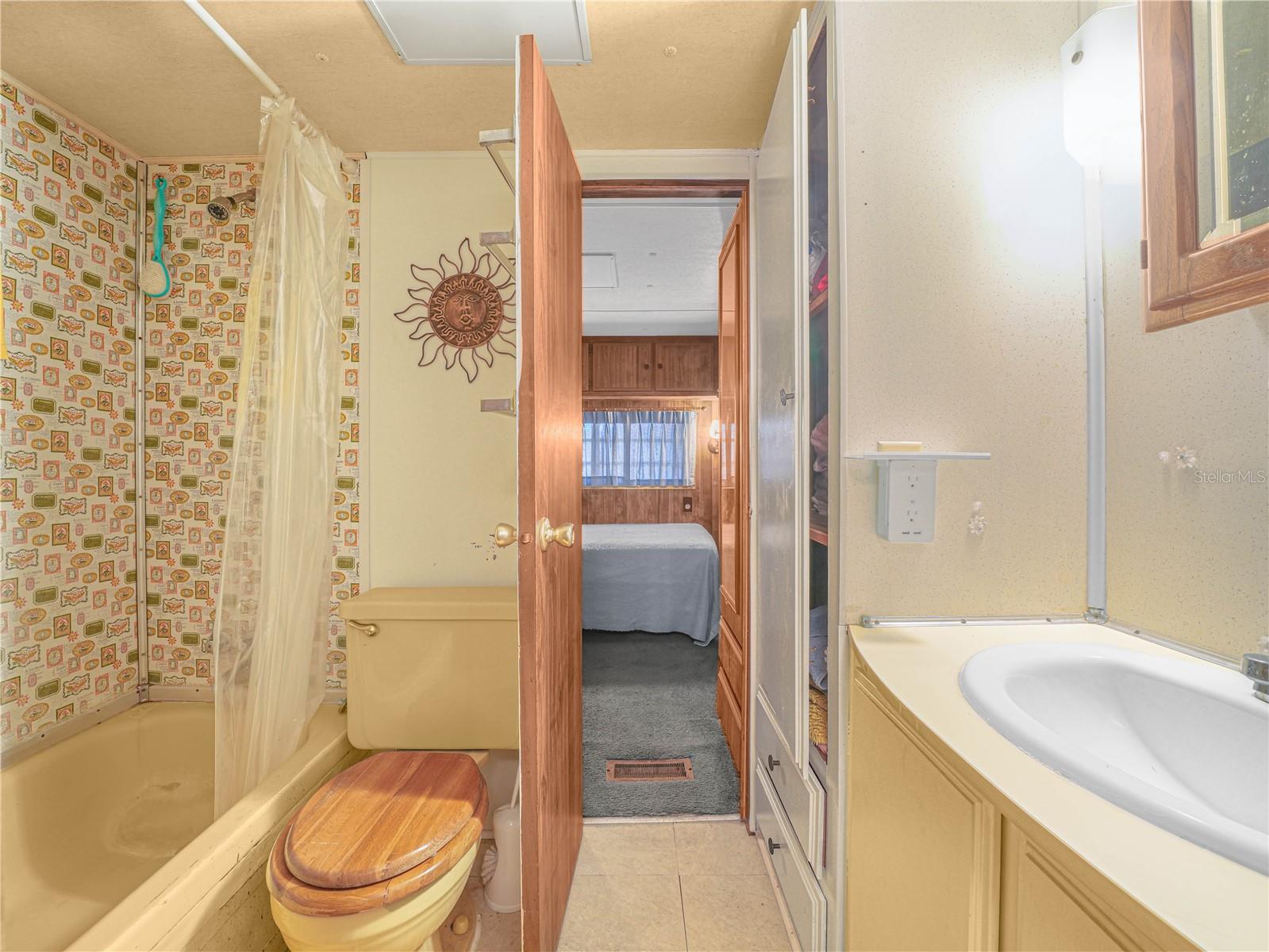 K4902870 Property Photo