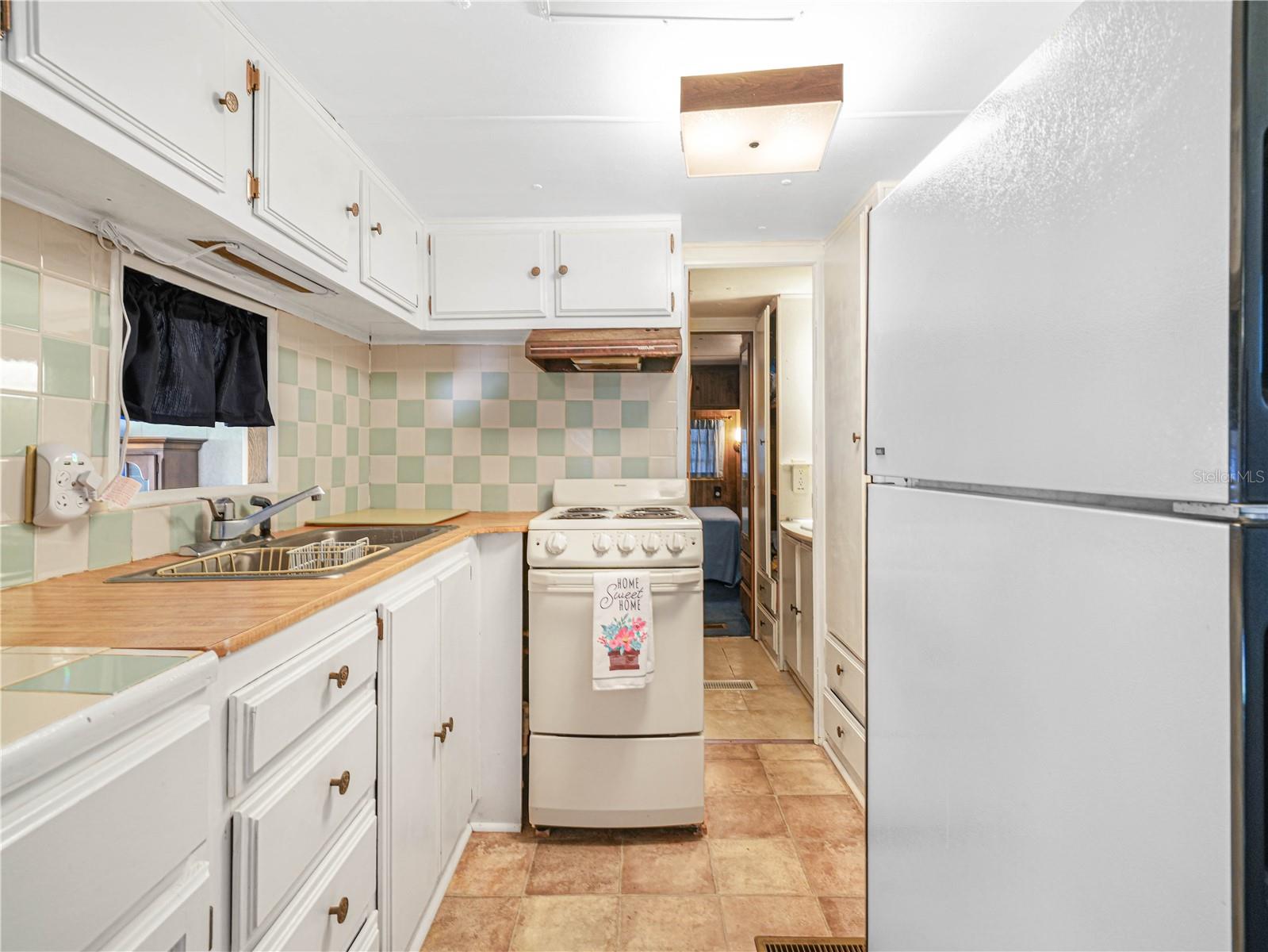 K4902870 Property Photo