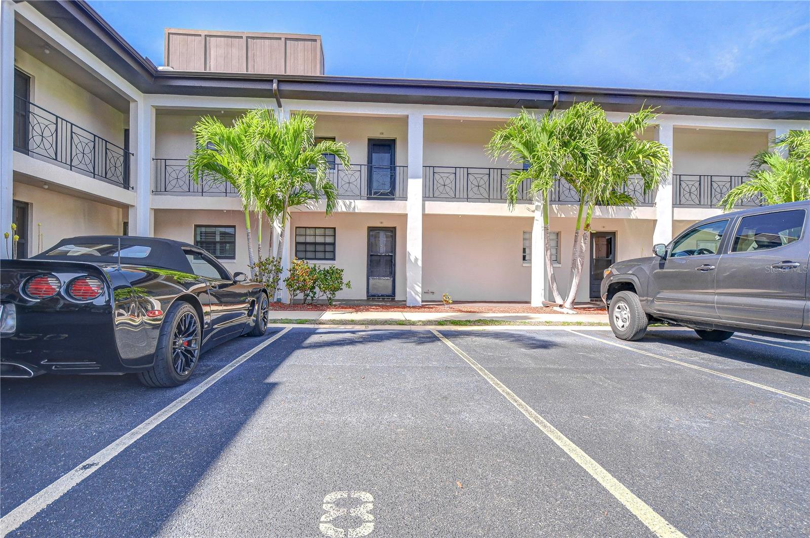 10190 IMPERIAL POINT DR W #8, LARGO, FL, 33774