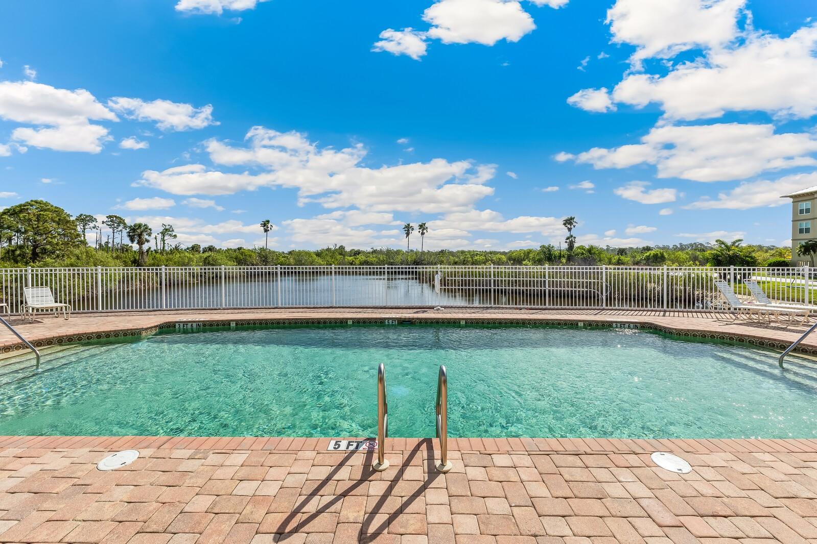 10055 LINKS LN #402, ROTONDA WEST, FL, 33947